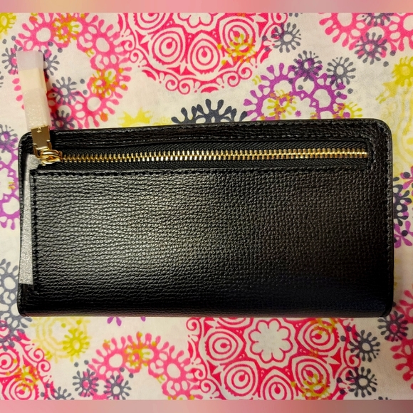 Kate Spade. New York  Large Slim Bifold Wallet. - Picture 2 of 4